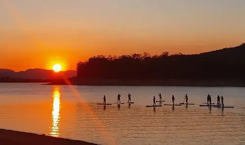 Best Tinaroo Lake SUP