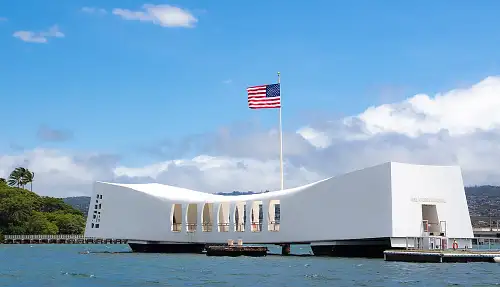 Pear Harbor Tour